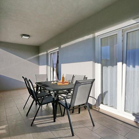 Apartments Lisac Вир Екстер'єр фото