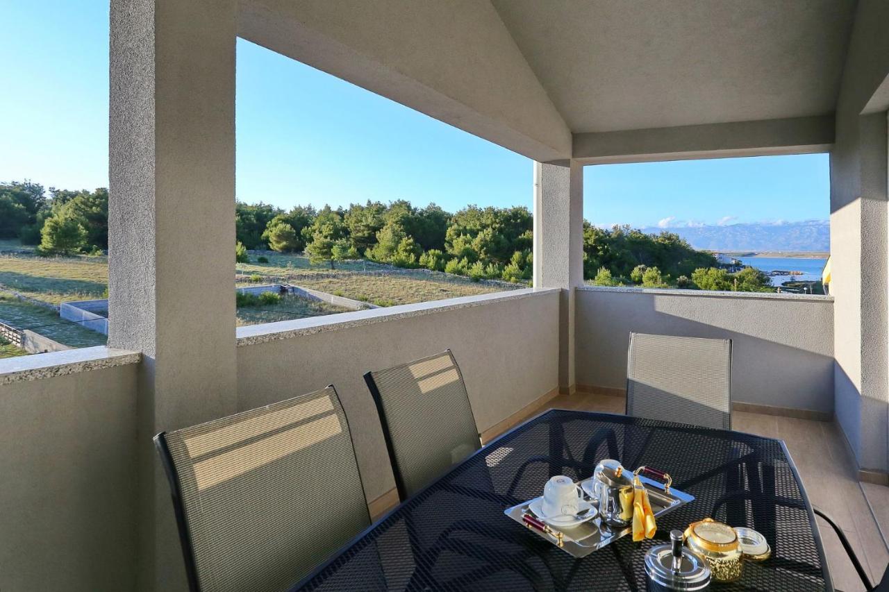 Apartments Lisac Вир Екстер'єр фото