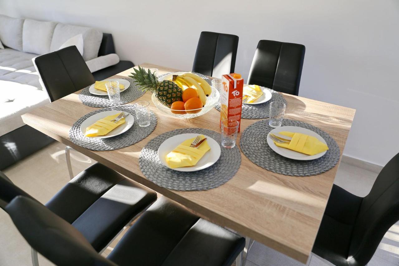 Apartments Lisac Вир Екстер'єр фото