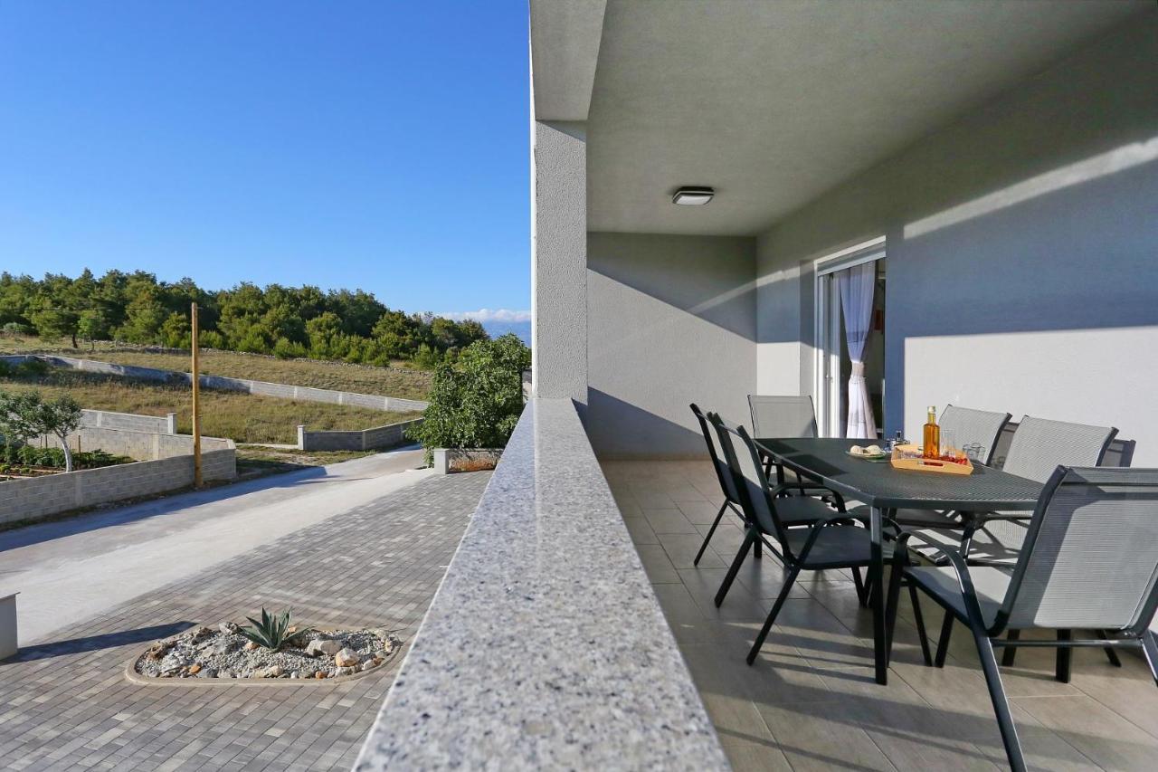 Apartments Lisac Вир Екстер'єр фото